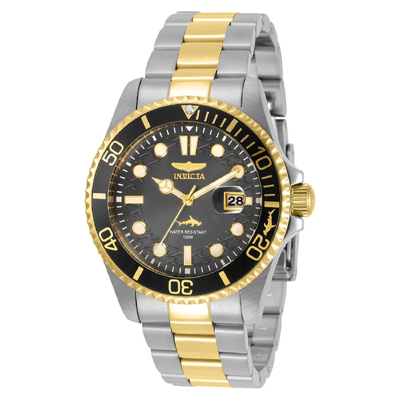 Watches with a stylish look Invicta 30809 Men's Pro Diver Quartz Charcoal Dial Bracelet Watch Watches with a stylish look Invicta 30809 Men's Pro Diver Quartz Charcoal Dial Bracelet Watch