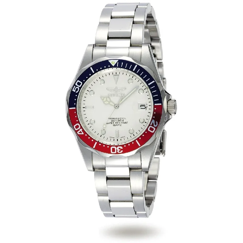 Watches with a classic look   Invicta Men's 8933 Pro Diver Stainless Steel Watch