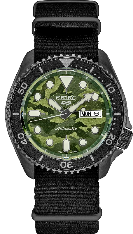 Watches made for exclusive collectors   Seiko 5 Sports SRPJ37