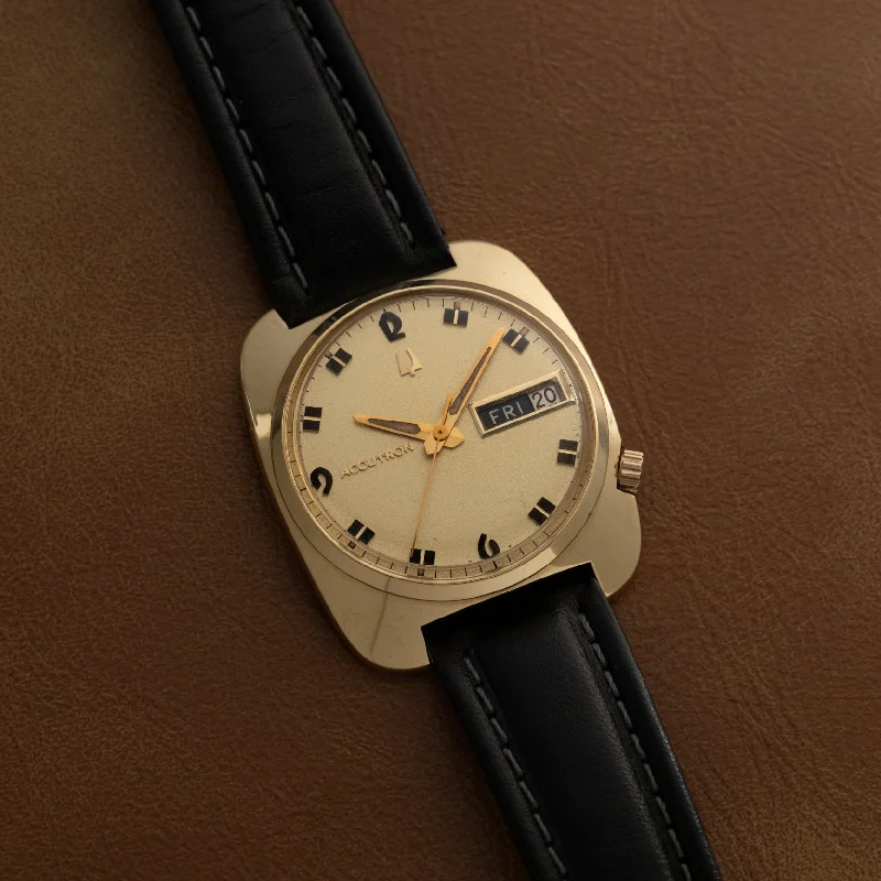 Watches made for exclusive collectors   Bulova Accutron Cushion Case Day Date